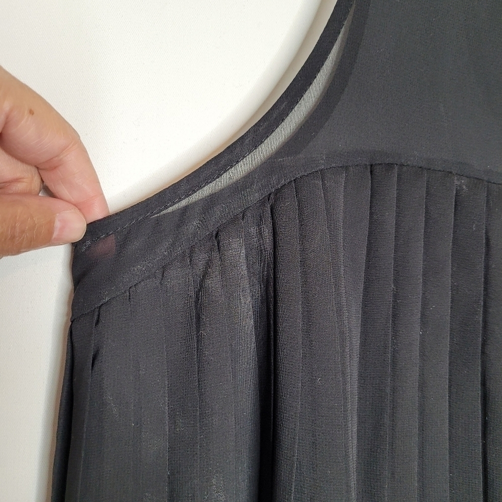 Everly Black Pleated Mesh Upper Sleeves Dress - Picture 8 of 13